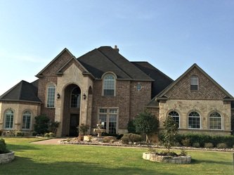 Roofing Giant roofing project in Dallas-Fort Worth (archive photo)