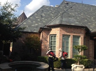Roofing Giant roofing project in Dallas-Fort Worth (archive photo)