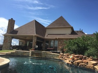 Roofing Giant roofing project in Dallas-Fort Worth (archive photo)