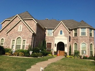 Roofing Giant roofing project in Dallas-Fort Worth (archive photo)