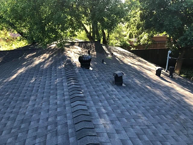 Dallas GAF HD Roof in Charcoal — May 2019